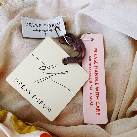 Romantic Garden Pleated Asymmetric Midi Dress with Cutout - Picture 9 of 12